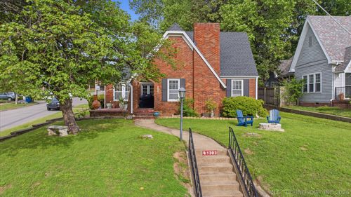 1303 Houston Ave, Tulsa, OK, 74127-9119 | Card Image