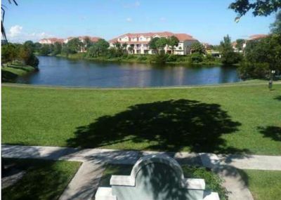 L - 1205 Crystal Way, Condo with 1 bedrooms, 1 bathrooms and null parking in Delray Beach FL | Image 1