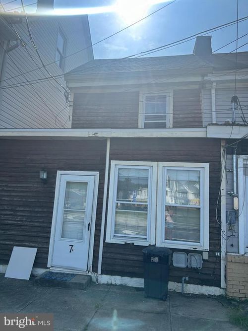 7 Madison Ave, MOUNT HOLLY, NJ, 08060-2033 | Card Image