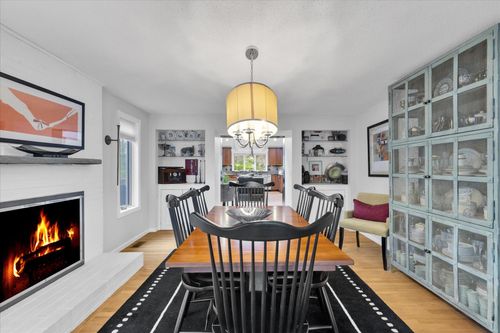 87 Rockledge Dr, North Falmouth, MA, 02556-2810 | Card Image