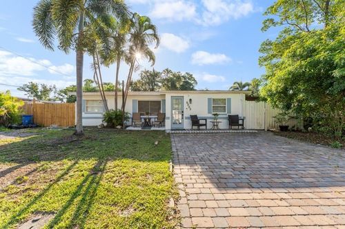 6205 65th St N, PINELLAS PARK, FL, 33781-5240 | Card Image