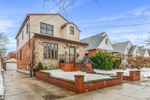 150-38 24th Ave, Whitestone, NY, 11357-3649 | Card Image