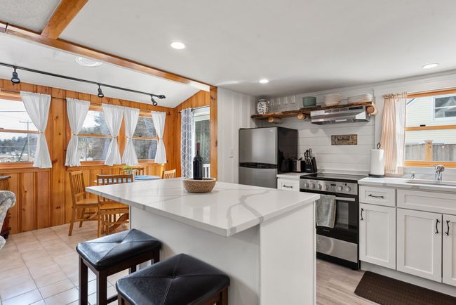 1140 &amp; 1142 North Main Street, Home with 0 bedrooms, 1 bathrooms and null parking in Bristol NH | Image 6