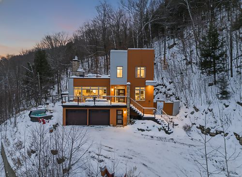 955 Rue Des Cimes, Sainte Adèle, QC, J8B1M7 | Card Image