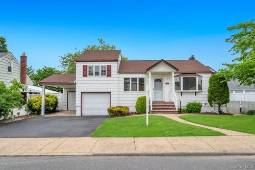 125 S 5th St, Bethpage, NY, 11714-2507 | Card Image