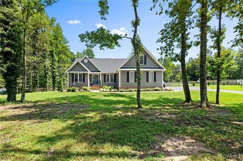 2827 Preston Park Way, Sandy Hook, VA, 23153-2265 | Card Image