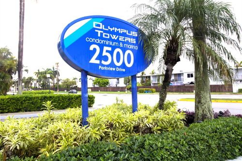 apt-312-2500 Parkview Dr, Hallandale Beach, FL, 33009-2805 | Card Image