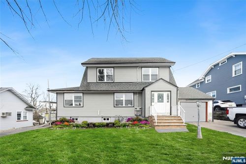 253 Henry St, Hasbrouck Heights, NJ, 07604-1709 | Card Image