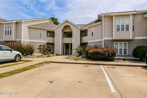 d-404 Commerce Ave, Morehead City, NC, 28557-3401 | Card Image