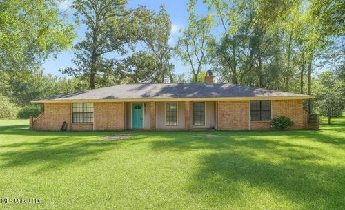 123 Tennyson Cv, Picayune, MS, 39466-7643 | Card Image