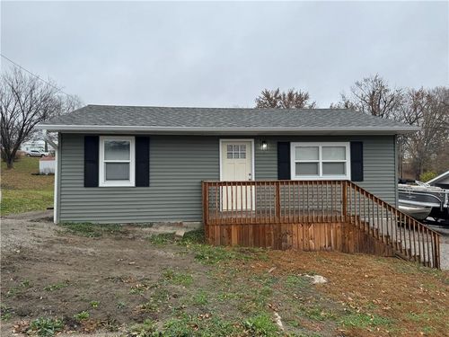 503 E Corrine St, Gallatin, MO, 64640-1088 | Card Image