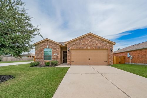 12063 Quartersawn Ln, Pinehurst, TX, 77362-1526 | Card Image