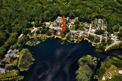 56 Lakeside Ave, Dartmouth, MA, 02747-1507 | Card Image