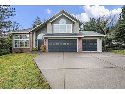 3368 Bentley Ave, Eugene, OR, 97405-6259 | Card Image