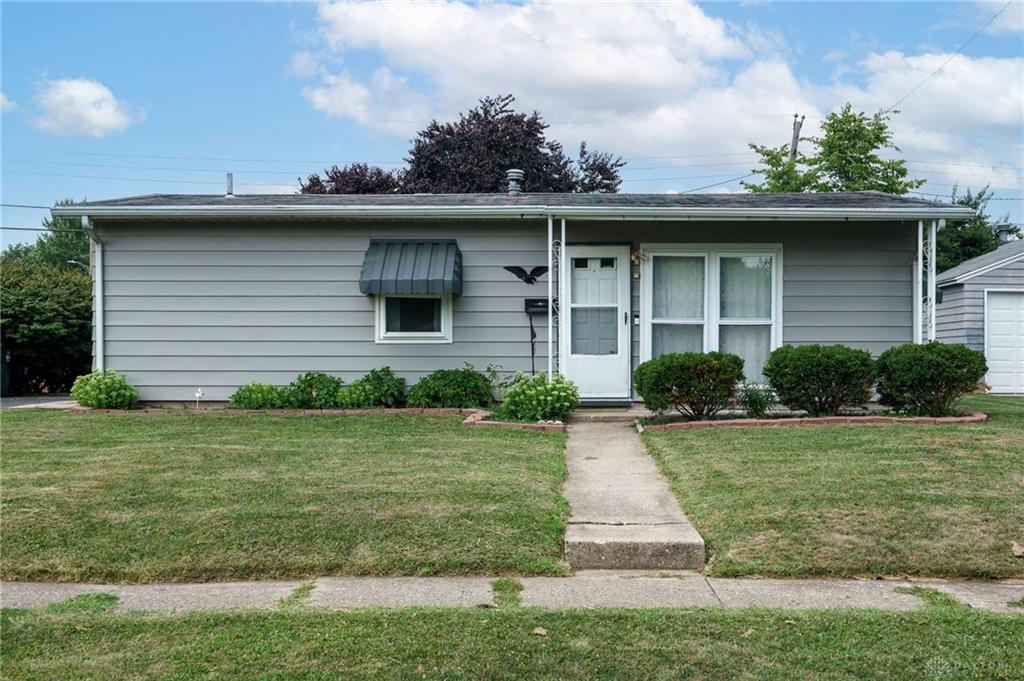 Prentice Dr, New Carlisle, OH 45344