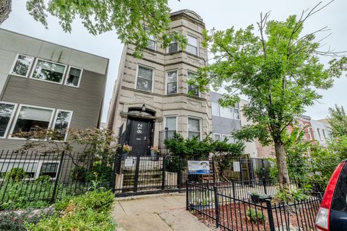 2f-912 N Richmond St, Chicago, IL, 60622-4386 | Card Image