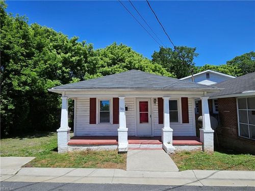 120 S 10th St, Suffolk, VA, 23434-3244 | Card Image