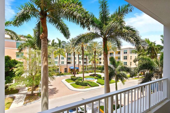 APT-301 - 804 E Windward Way, Condo with 3 bedrooms, 2 bathrooms and null parking in Lantana FL | Image 14