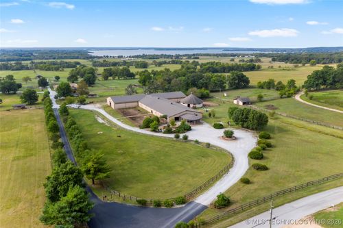 55613 260 Rd, Afton, OK, 74331-6253 | Card Image