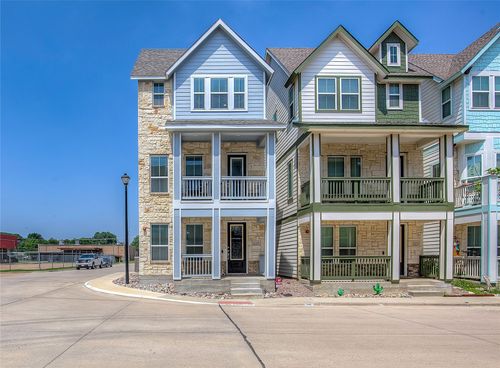 229 S Village Way, Lewisville, TX, 75057-3919 | Card Image