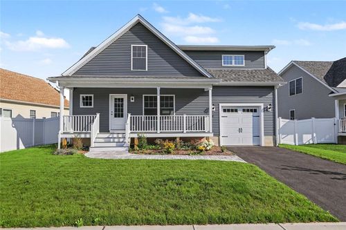 42 Vespia Ln, South Kingstown, RI, 02879-8134 | Card Image