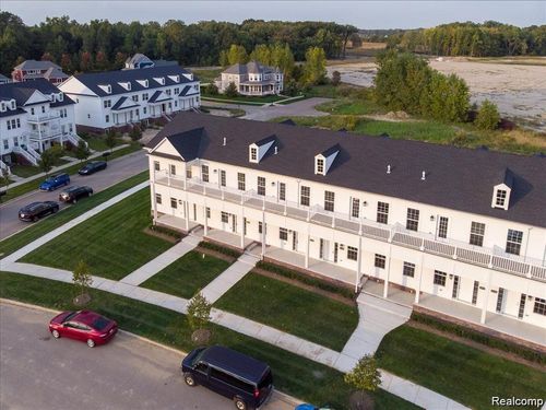 53600 Springdale St, Macomb, MI, 48042-3727 | Card Image