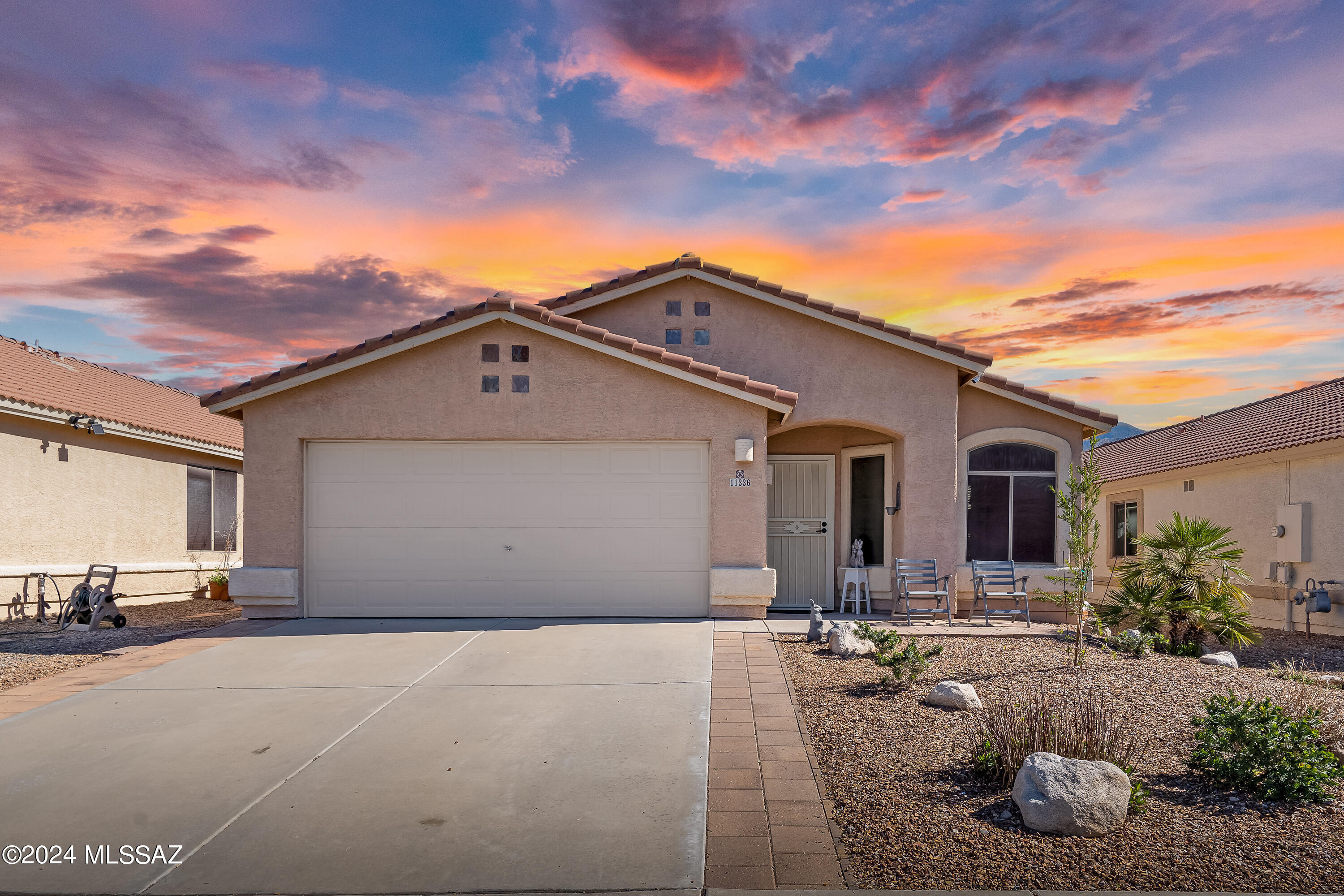 Gray Boulder Ct, Tucson, AZ 85737
