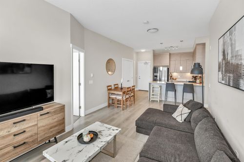 408-2120 Gladwin Rd, Abbotsford, BC, V2S0L7 | Card Image