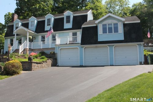 42 Chimney Sweep Rd, Wallingford, CT, 06492-1656 | Card Image