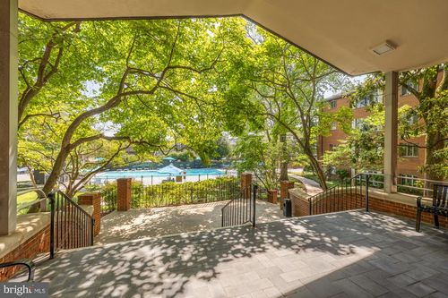 210-5301 Westbard Cir, BETHESDA, MD, 20816-1426 | Card Image