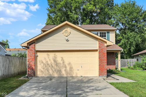 7616 Buck Valley Ct, Indianapolis, IN, 46217-5354 | Card Image