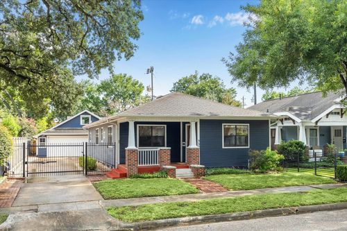 932 Pizer St, Houston, TX, 77009-5253 | Card Image