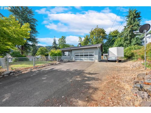 2873 W Langenberg Ave, Roseburg, OR, 97471-2615 | Card Image