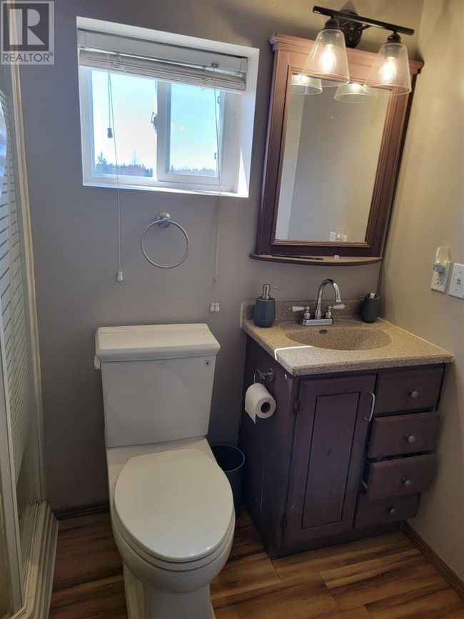 19284 Highway 613, Home with 3 bedrooms, 2 bathrooms and null parking in Devlin ON | Image 11