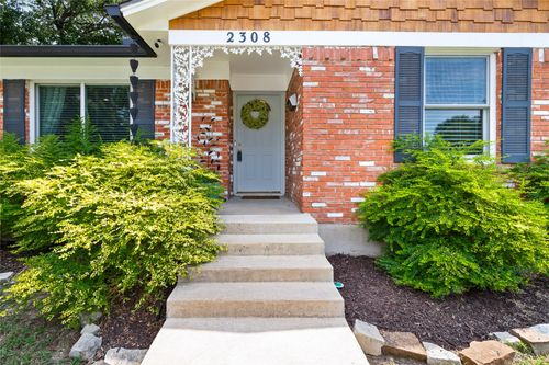 2308 Oldbridge Dr, Dallas, TX, 75228-5360 | Card Image