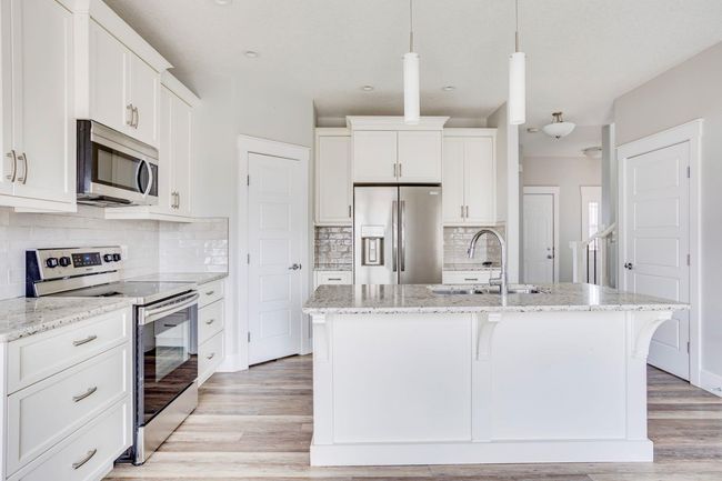 112 Beaverlodge Close, House other with 5 bedrooms, 4 bathrooms and 8 parking in Fort McMurray AB | Image 7