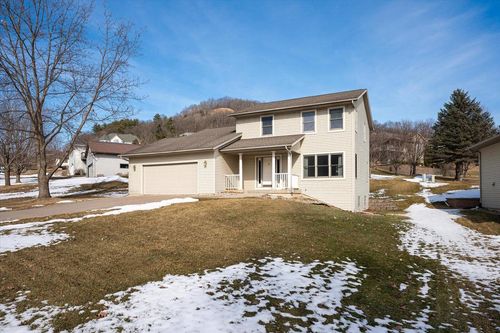 348 Regent Dr, La Crescent, MN, 55947-1821 | Card Image