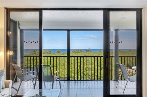 904-17 Bluebill Ave, NAPLES, FL, 34108-1764 | Card Image