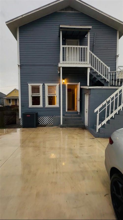 b-1910 E Columbus Dr, Tampa, FL, 33605-2771 | Card Image