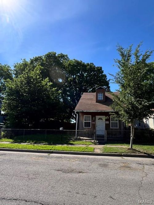 7819 Vermont Avenue, St Louis, MO, 63111 | Card Image