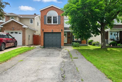 6651 Tooney Dr, Orléans, ON, K1C6P7 | Card Image