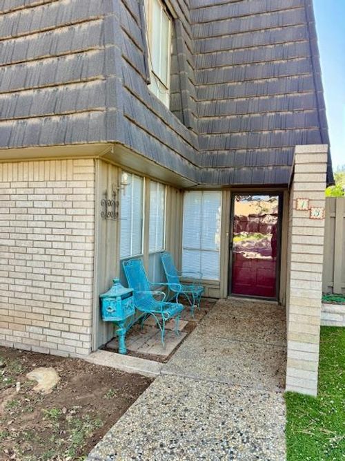 apt-13-2100 W Wadley Ave, Midland, TX, 79705-6434 | Card Image