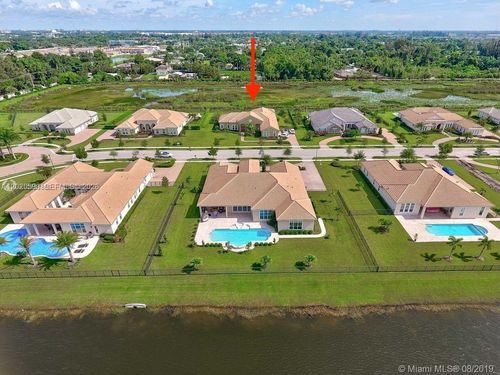 5703 N Sterling Ranch Dr, Davie, FL, 33314-7273 | Card Image