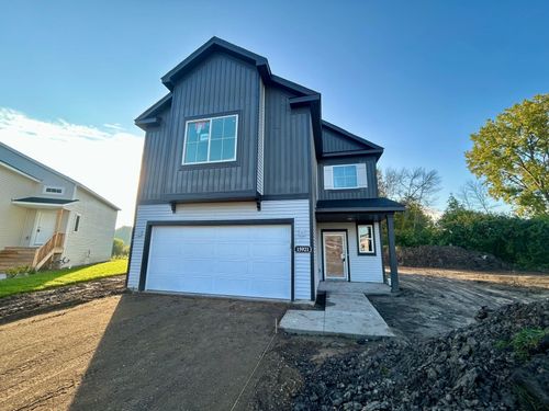 15921 Finale Ct N, Hugo, MN, 55038-5561 | Card Image