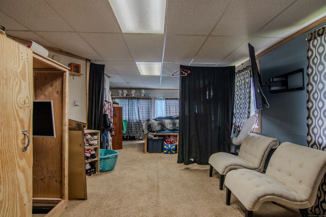 36 Carter St, Home with 8 bedrooms, 3 bathrooms and 3 parking in Killingly CT | Image 15