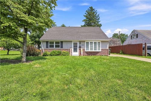 1322 W Rosemont Dr, BETHLEHEM, PA, 18018-1644 | Card Image