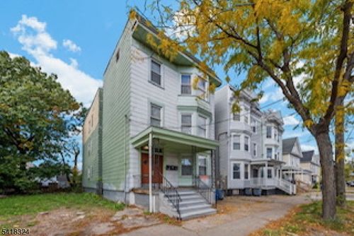 937 Grove St, Irvington, NJ, 07111-4336 | Card Image