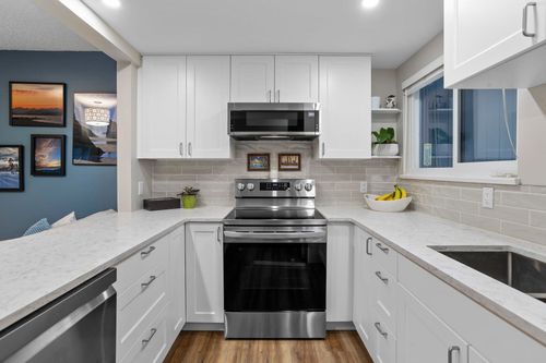 890 Cunningham Lane, Port Moody, BC, V3H3S4 | Card Image