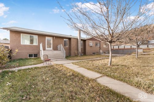 985 N Memorial St, Hildale, UT, 84784-7804 | Card Image