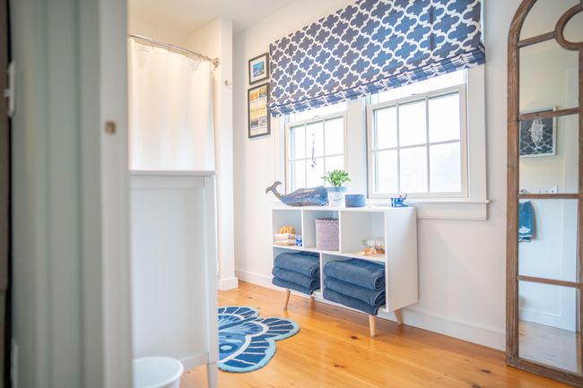 Second Floor Barn Full Bath | Image 71